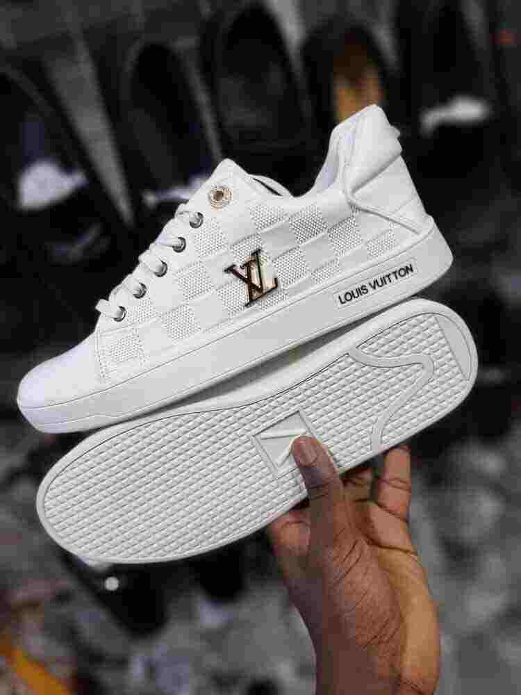 vuitton shoes price