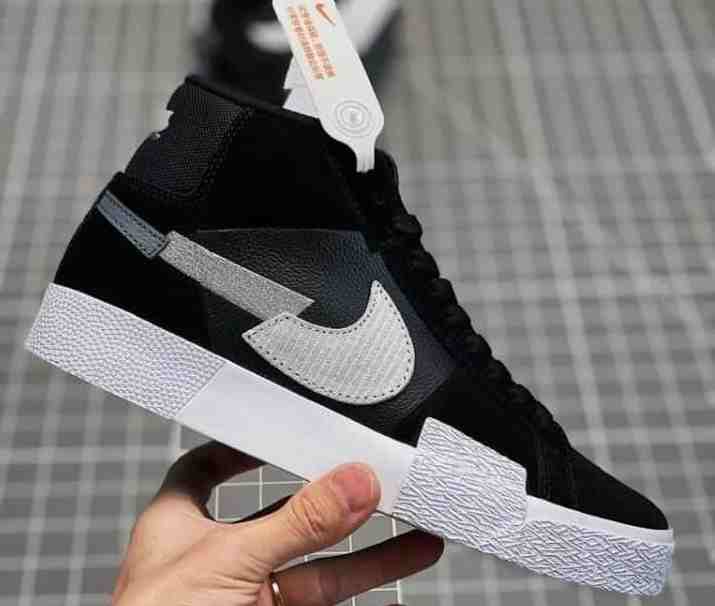 Nike Air Jordan Retro Low Shoes - Sneakers