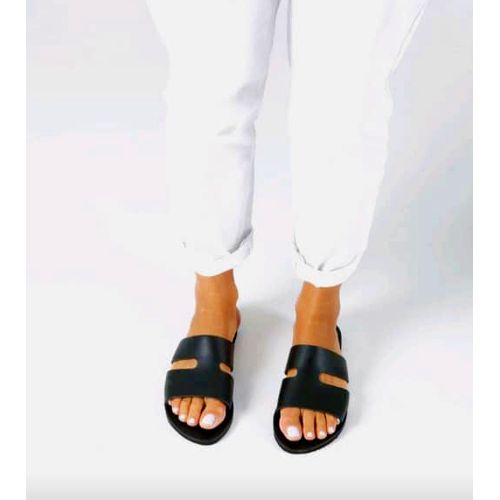 Generic Classic Women’s Sandals – Black	